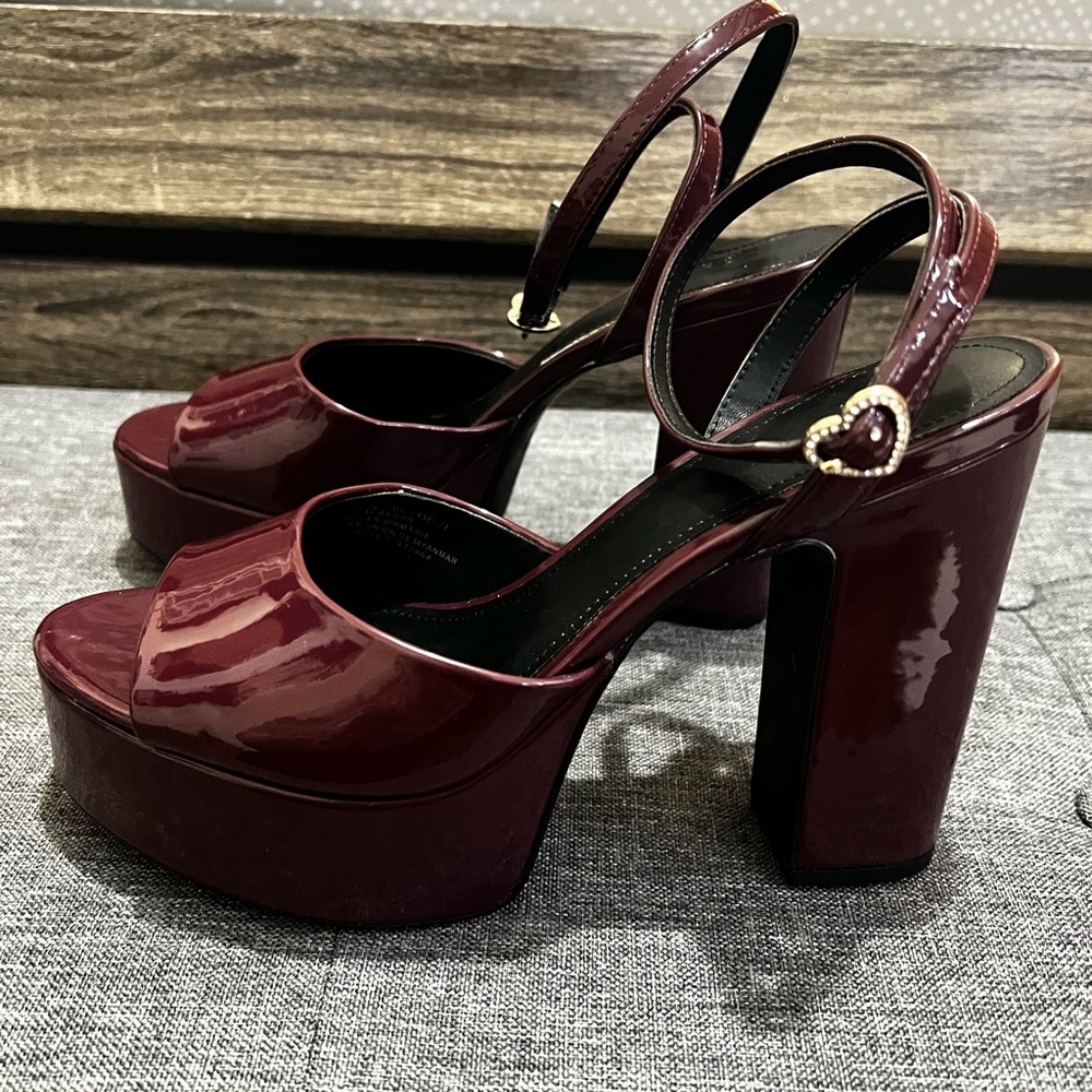 H&M Burgundy Heeled Platform Sandals. - Picture 4 of 5